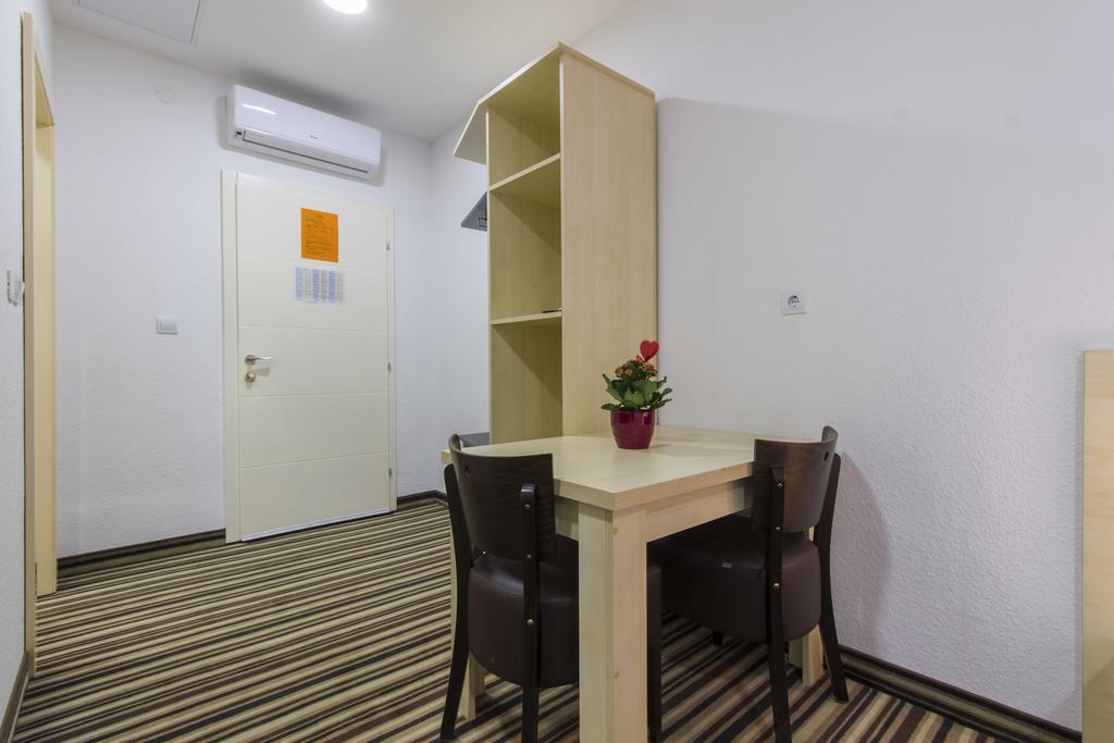 Parkcity Rooms Szybenik Zewnętrze zdjęcie