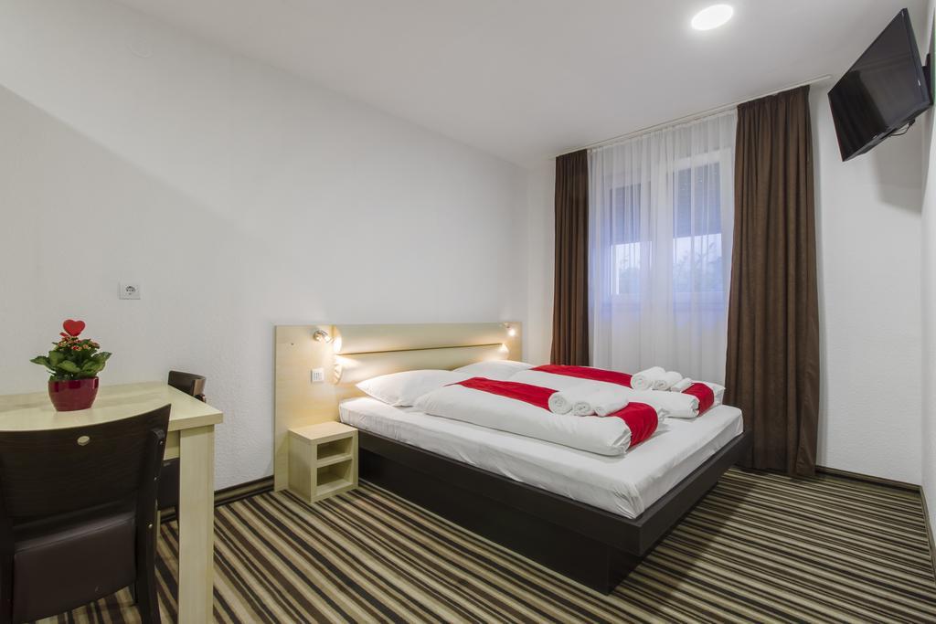 Parkcity Rooms Szybenik Zewnętrze zdjęcie